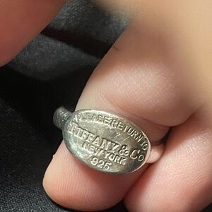 Tiffany & Co. Engraved Oval Signet Sterling Silver Ring Size 5
